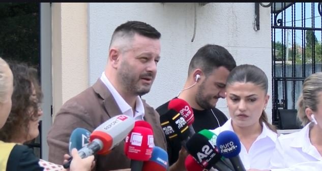 Avokati i veliajt
