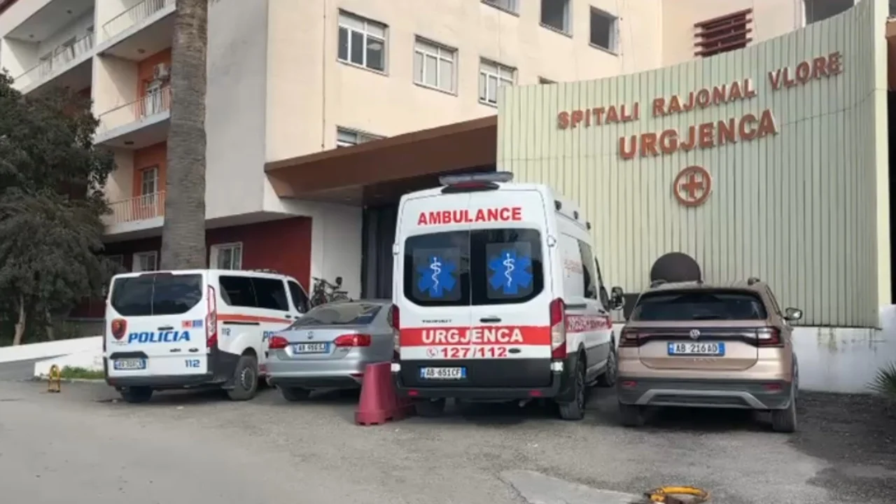 Polici ambulance vlore sd