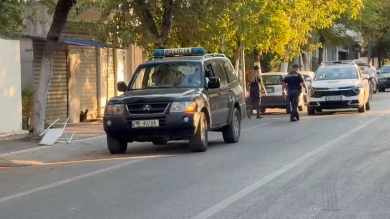 Policia 12 sd